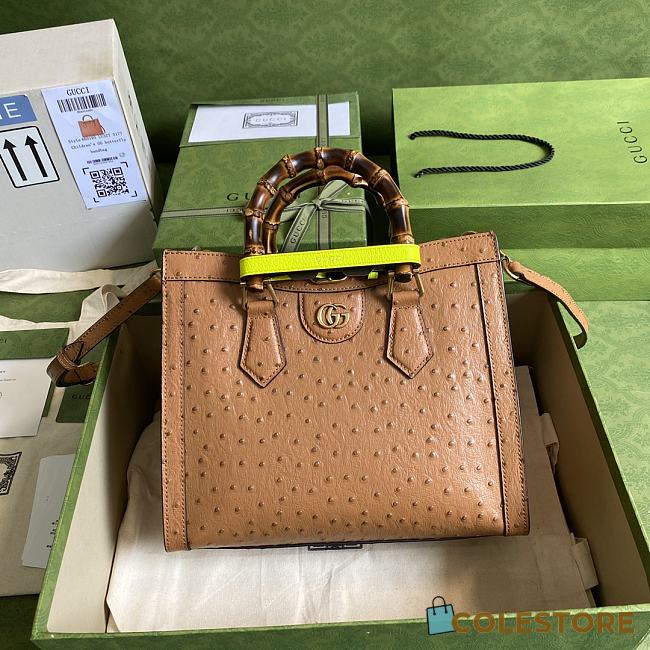 Gucci Diana Small Ostrich Tote Bag In Green Size 27cm - 1