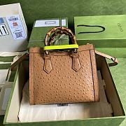 Gucci Diana Small Ostrich Tote Bag In Green Size 27cm - 2