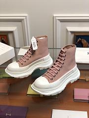 Alexander McQueen Tread Slick high-top sneakers Pink - 2