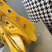 Women's Le Cagole XS Shoulder Bag In Yellow - 4