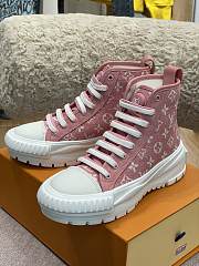 LV Squad Sneaker Boot Pink - 6