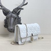 Lady Dior Clutch With Chain White 20cm - 4