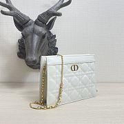 Dior Caro Zipped Pouch With Chain White 19cm - 3