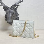 Dior Caro Zipped Pouch With Chain White 19cm - 2