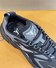 LV Black and Grey Sneaker - 6