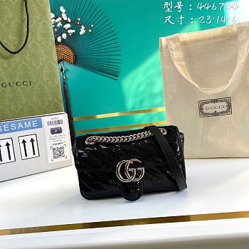 Gucci Marmont Shoulder Bag 23cm