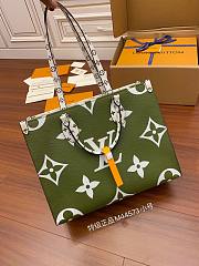 LV Onthego Monogram Green White Canvas Shoulder Bag 34cm - 1