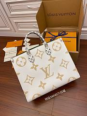LV Onthego Monogram Green White Canvas Shoulder Bag 34cm - 4