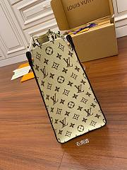 LV Onthego Monogram Green White Canvas Shoulder Bag 41cm - 5