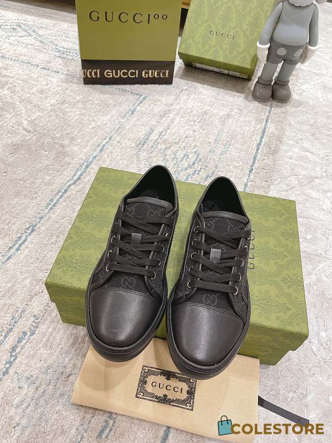 GG Canvas Low-top Sneakers - 1