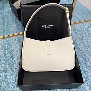 YSL White Hobo Bag 23cm - 6
