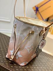 Louis Vuitton Neverfull LV in Pink Yelow 32cm - 3