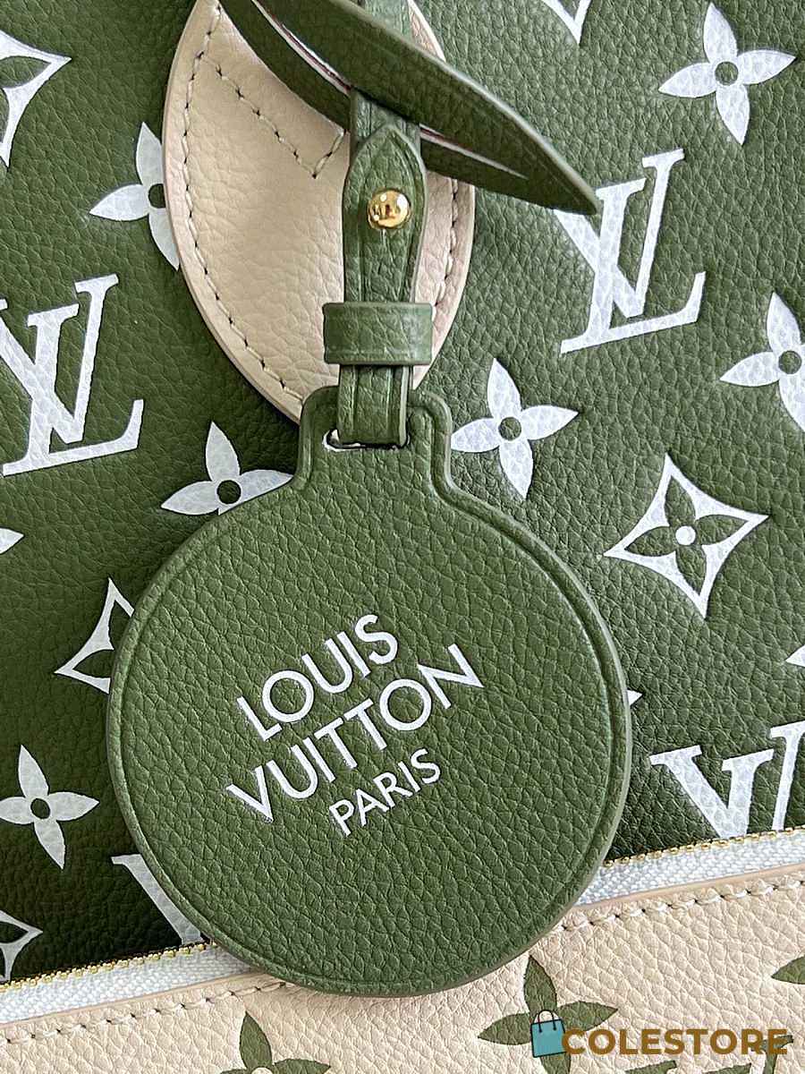 Louis Vuitton Neverfull MM Green Cloth ref.692127 - Joli Closet