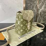 Louis Vuitton Mini Backpack Green 19cm - 2