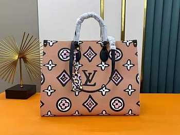Louis Vuiiton Onthego Wild At Heart Giant Monogram GM 41CM