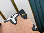 Louis Vuiiton Onthego Wild At Heart Giant Monogram GM 41CM - 5
