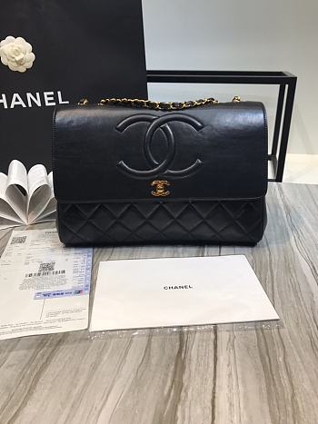 Chanel Flap Bag Grained Calfskin Black 33cm