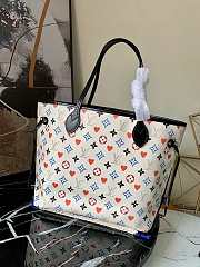 Louis Vuitton Game On Neverfull MM White 31cm - 4