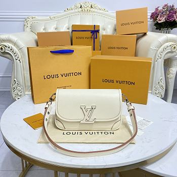 Louis Vuitton Buci Epi Leather White Size 24.5cm