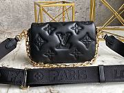Louis Vuiiton Wallet On Strap Bubblegram M81398 Black 20cm - 1