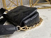 Louis Vuiiton Wallet On Strap Bubblegram M81398 Black 20cm - 4