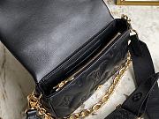 Louis Vuiiton Wallet On Strap Bubblegram M81398 Black 20cm - 5