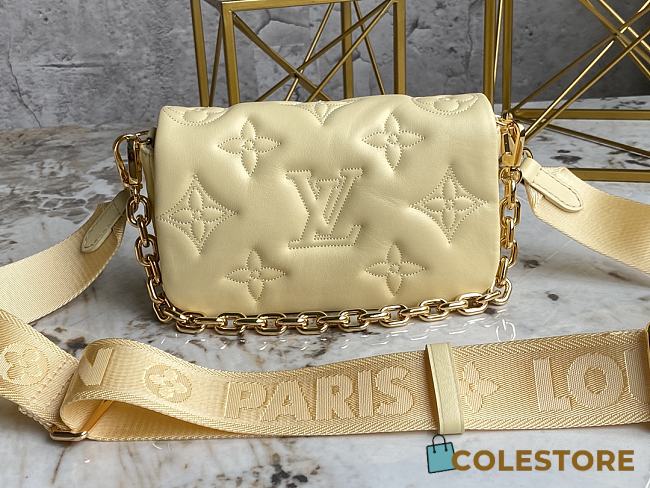 Louis Vuiiton Wallet On Strap Bubblegram M81400 Yellow 20cm - 1