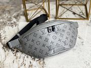 Louis Vuiiton Discovery Bumbag Grey 44cm - 1