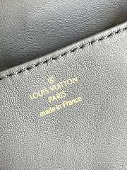 Louis Vuiiton Beltbag Coussin Black 13cm - 6