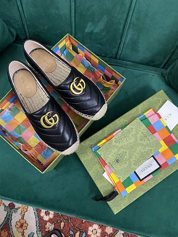 Gucci Black Flats