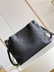 Louis Vuiiton Bella Tote Mahina leather 32cm - 4