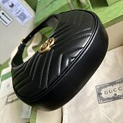 Gucci Marmont Half-moon-shaped Mini Black Bag 21cm - 2