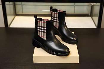 Burberry Checked Chelsea Boots