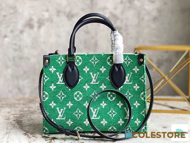 Louis Vuiiton Onthego PM Green Tote Bag 25cm - 1