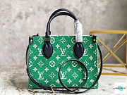 Louis Vuiiton Onthego PM Green Tote Bag 25cm - 1