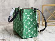 Louis Vuiiton Onthego PM Green Tote Bag 25cm - 5