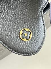 Louis Vuiiton Capucines Black 27cm - 2
