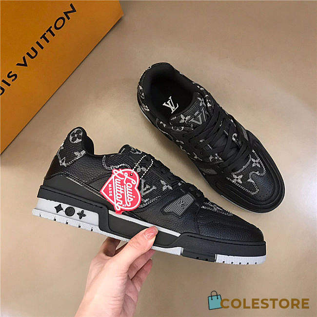 Louis Vuitton Trainer Sneaker Denim Black - 1