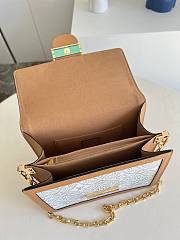 Louis Vuiiton Dauphine MM Ecru White 25cm - 4