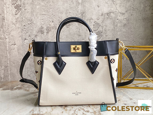 Louis Vuiiton On My side PM Caramel Black 30.5cm - 1