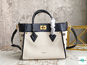 Louis Vuiiton On My side PM Caramel Black 30.5cm - 1