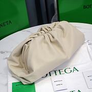 Bottega Venata Pouch Clutch Bag in White 38cm - 2