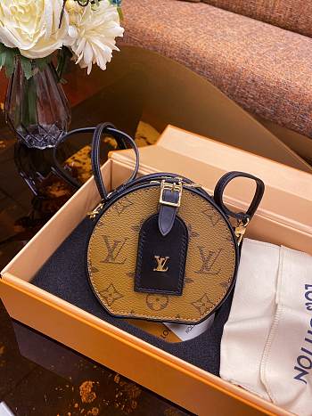 Louis Vuitton Mini Boite Chapeau Monogram Reverse Canvas M68276 13 x 12 x 6.5cm