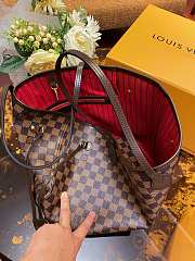 Louis Vuitton LV Neverfull MM N41358 size 31 x 28 x 14 - 4