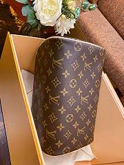 Louis Vuitton King Size Toiletry Bag M47528 Size 28x16x13cm - 3