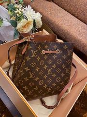 Louis Vuitton Néonoé MM Caramel M44887 Size 26x22x27 cm - 5