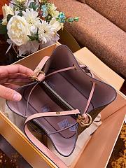 Louis Vuitton NéoNoé Shoulder Bag M44022 Size 26x22x27 cm - 6