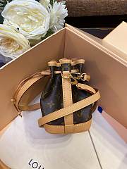Louis Vuitton Nano Noé Brown M81266 13 x 16 x 10cm - 4