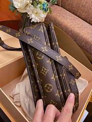Louis Vuitton Pochette Metis Monogram M44875 Size 25x19x9 cm - 6