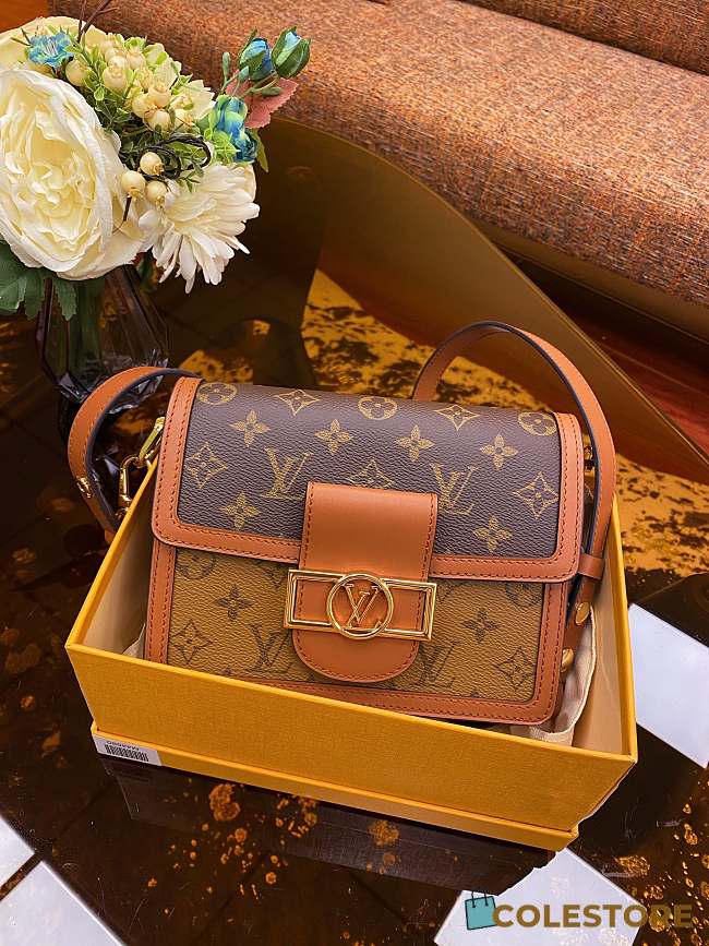 Louis Vuitton Dauphine Mini Handbag M44580 Size 20.0x15.0x9.0 cm - 1
